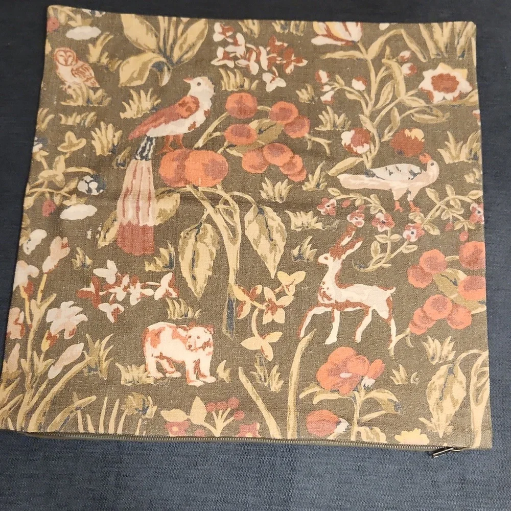 Pair Of West Elm Olive Green Animal Birds Print Decorative Pillow Cover 20